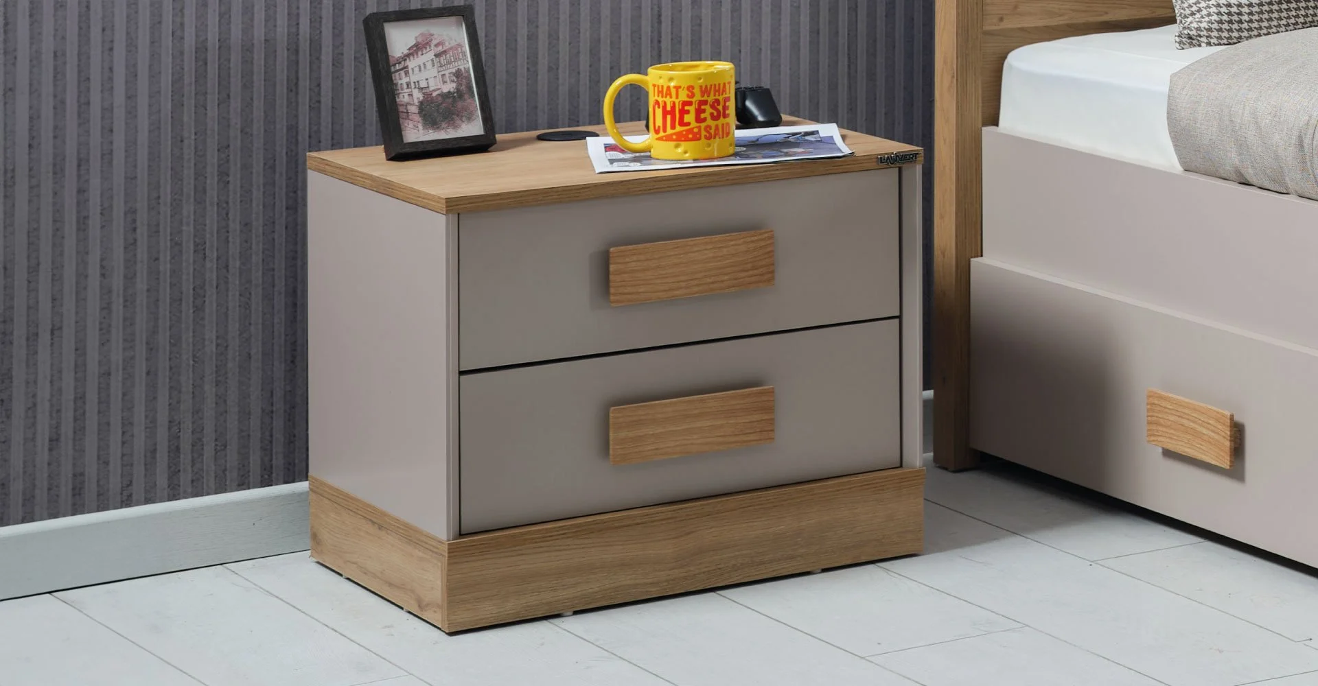 huga Κομοδίνο Huga - Image 2